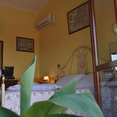 Ariedo Bed And Breakfast Capoterra Exterior photo